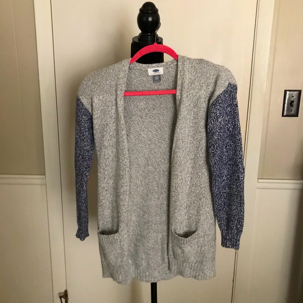 Closet Clean Out!! $5 Old Navy Cardigan Size 10/12